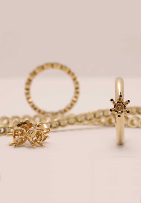 solitaire jewellery