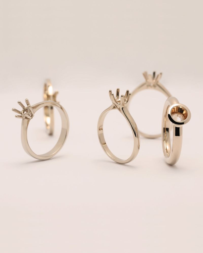 Solitaire jewellery